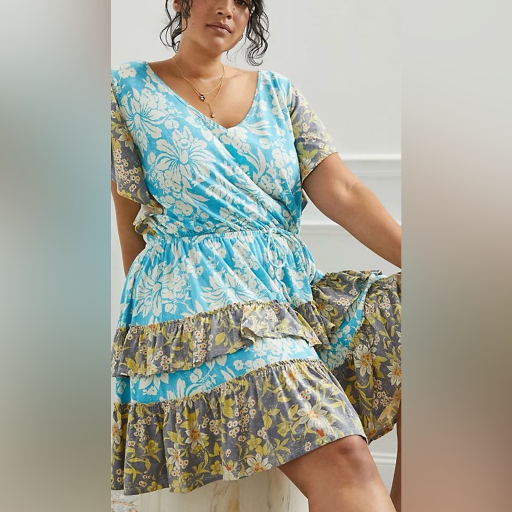 Daily Practice by Anthropologie • Tiered Ruffle Floral Mini Dress Size L Beach
